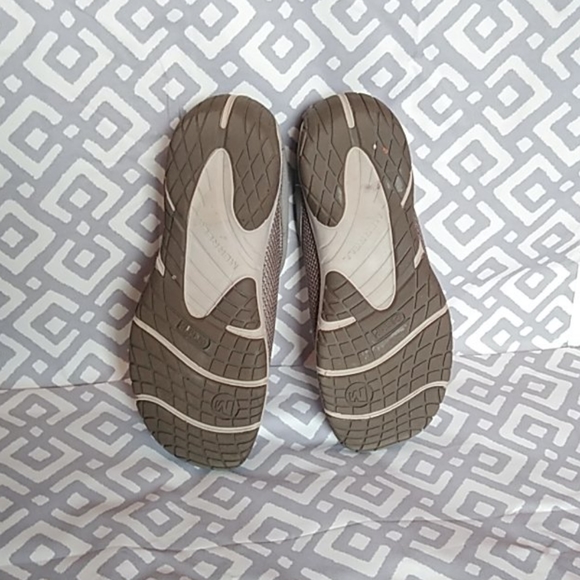 Women's Merrell Aluminum Slip on SZ 9.5 - Picture 7 of 8